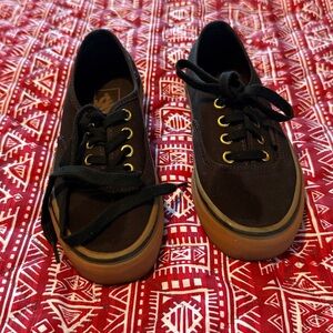 Van’s Size 5, Black with Rubber, Canvas Shoes. Like New, Worn a couple of times.